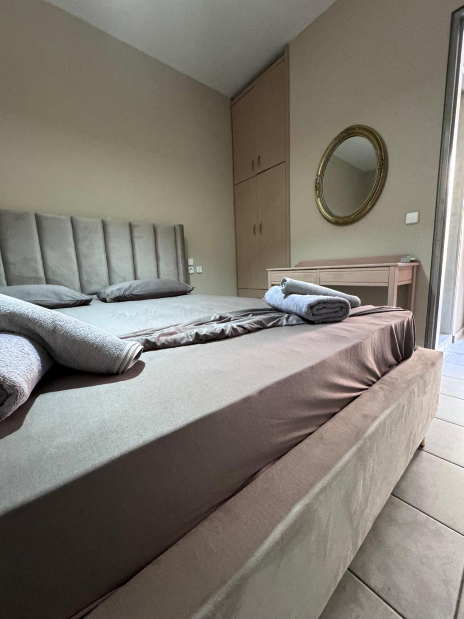 Golden View Apartment Agia Pelagia  Bagian luar foto